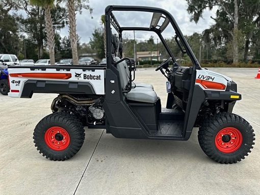 2024 Bobcat Side by Side UV34 Gas