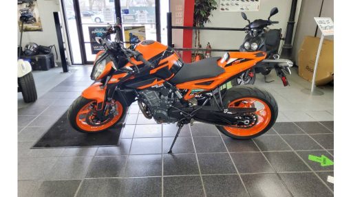 KTM 890 DUKE GP