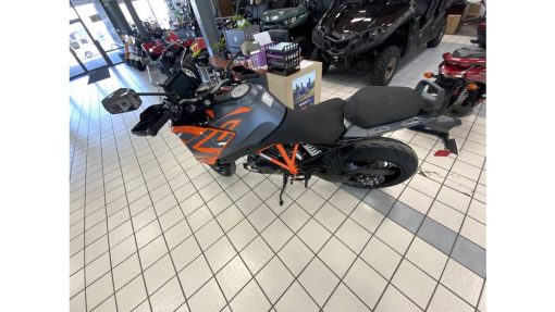 KTM8960 (2)