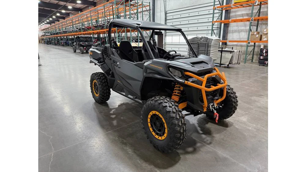 2025 Can Am Commander XT P 1000R Side by Side for Sale 4
