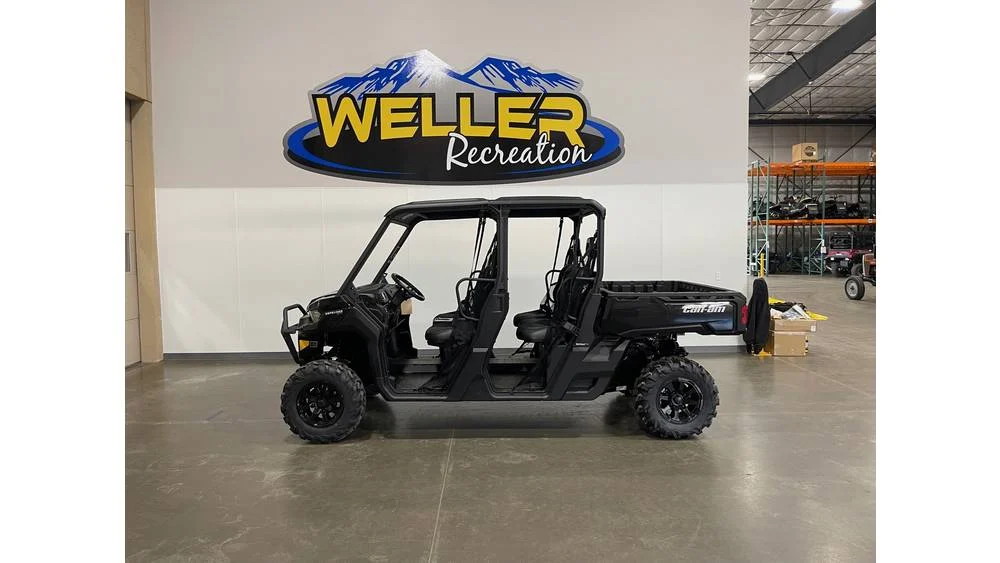 2025 Can Am Defender MAX XT HD10 6 Seater UTV for Sale (1)