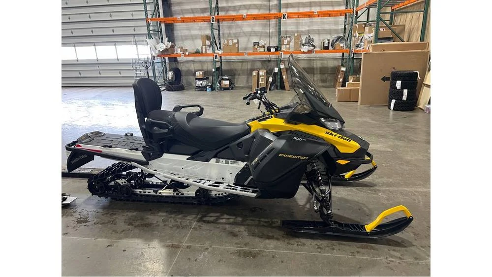 2025 Ski Doo Expedition Sport 600 ACE Snowmobile for Sale 3