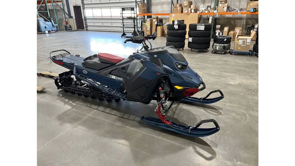 2025 Ski Doo SUMMIT EXP 850T 154 Snowmobile for Sale 3
