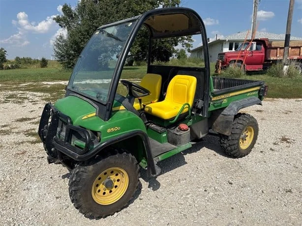 2008 John Deere Gator XUV 850D 4WD Diesel Utility Cart For Sale (1)