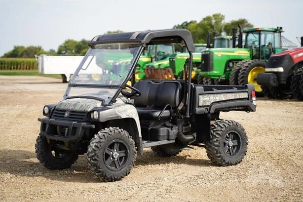 2017 John Deere Gator XUV 825i 4WD Utility Cart Pre Owned For Sale (1)