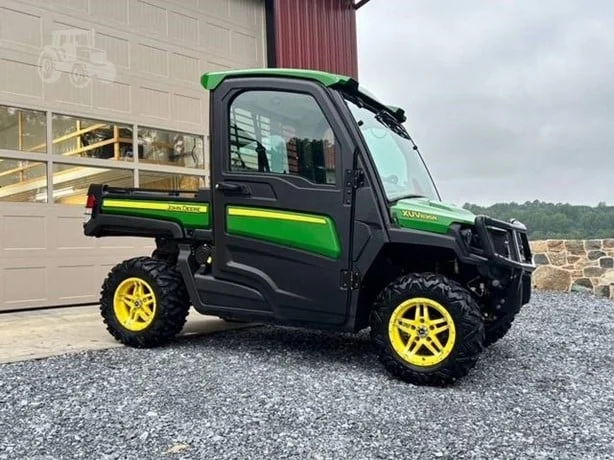 2018 John Deere Gator XUV 835R 4WD Utility Cart Pre Owned For Sale (1)