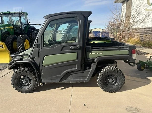 2021 John Deere Gator XUV 835R 4WD Utility Cart Pre Owned For Sale19 (1)
