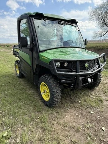 2022 John Deere Gator XUV 835R 4WD Utility Cart Pre Owned For Sale (1)
