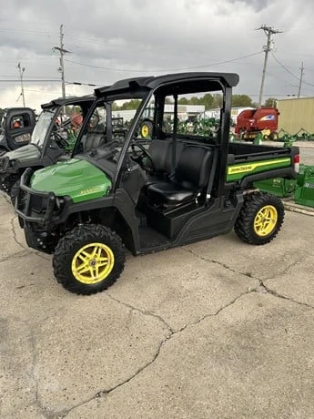 2023 John Deere Gator XUV 835M 4WD Diesel Utility Cart Pre Owned For Sale18 (1)