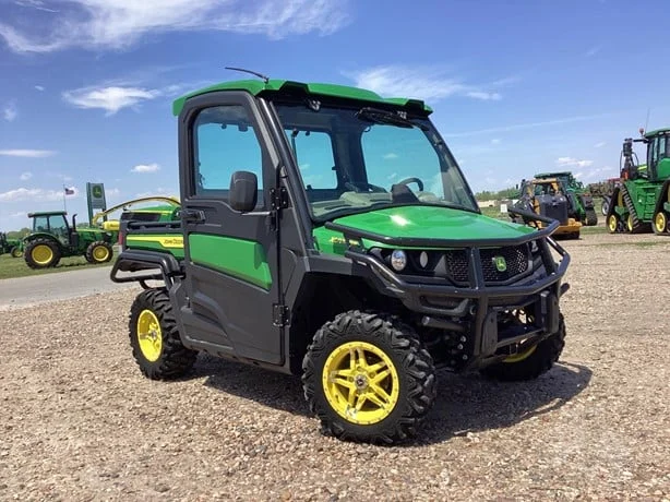 2023 John Deere Gator XUV 835R 4WD Utility Cart Pre Owned For Sale (1)