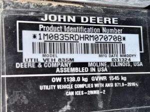 2024 John Deere Gator XUV 835R Signature Edition 4WD Utility Cart Pre Owned For Sale38 (9)