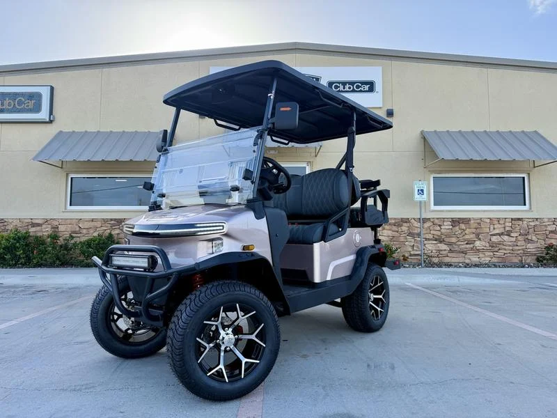 2025 Denago EV Nomad XL for Sale (1)