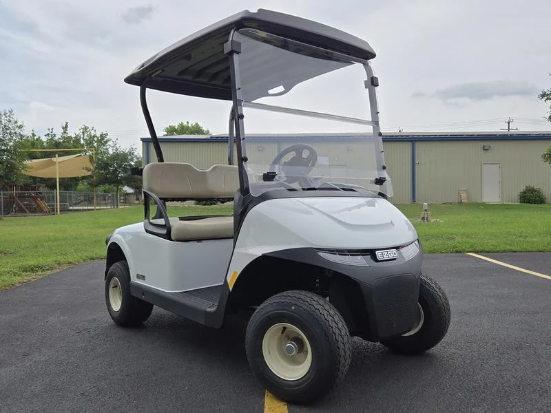 2025 E Z GO Freedom RXV ELiTE 2 2 for Sale123 (1)
