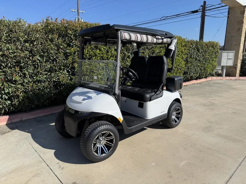 2025 E Z GO Freedom® RXV® ELiTE Lithium Bright White for Sale (1)