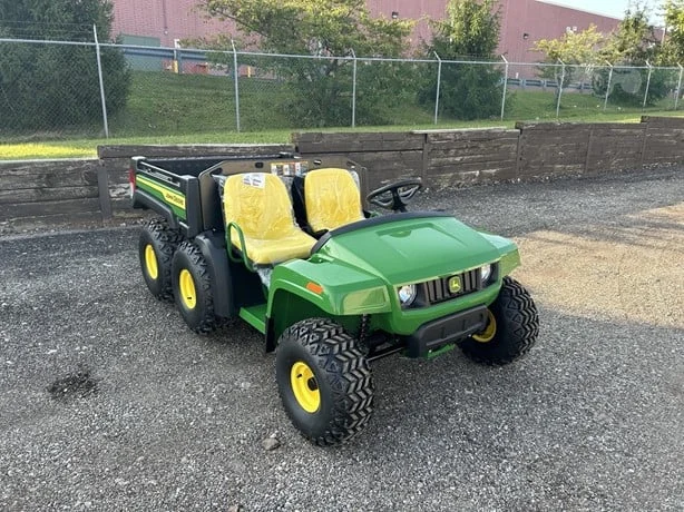 2025 John Deere Gator TH 6x4 Gas Utility Cart For Sale (1)