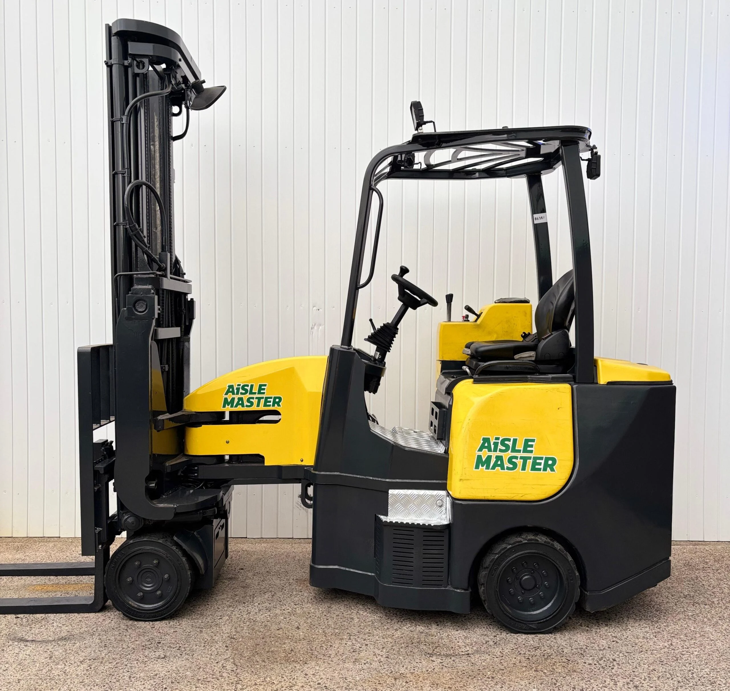 AisleMaster 15NE Electric Articulated Forklift For Sale10 (1)