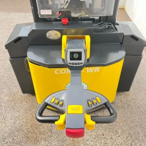 Combilift WR Electric Pantograph Carriage Stacker For Sale (3)